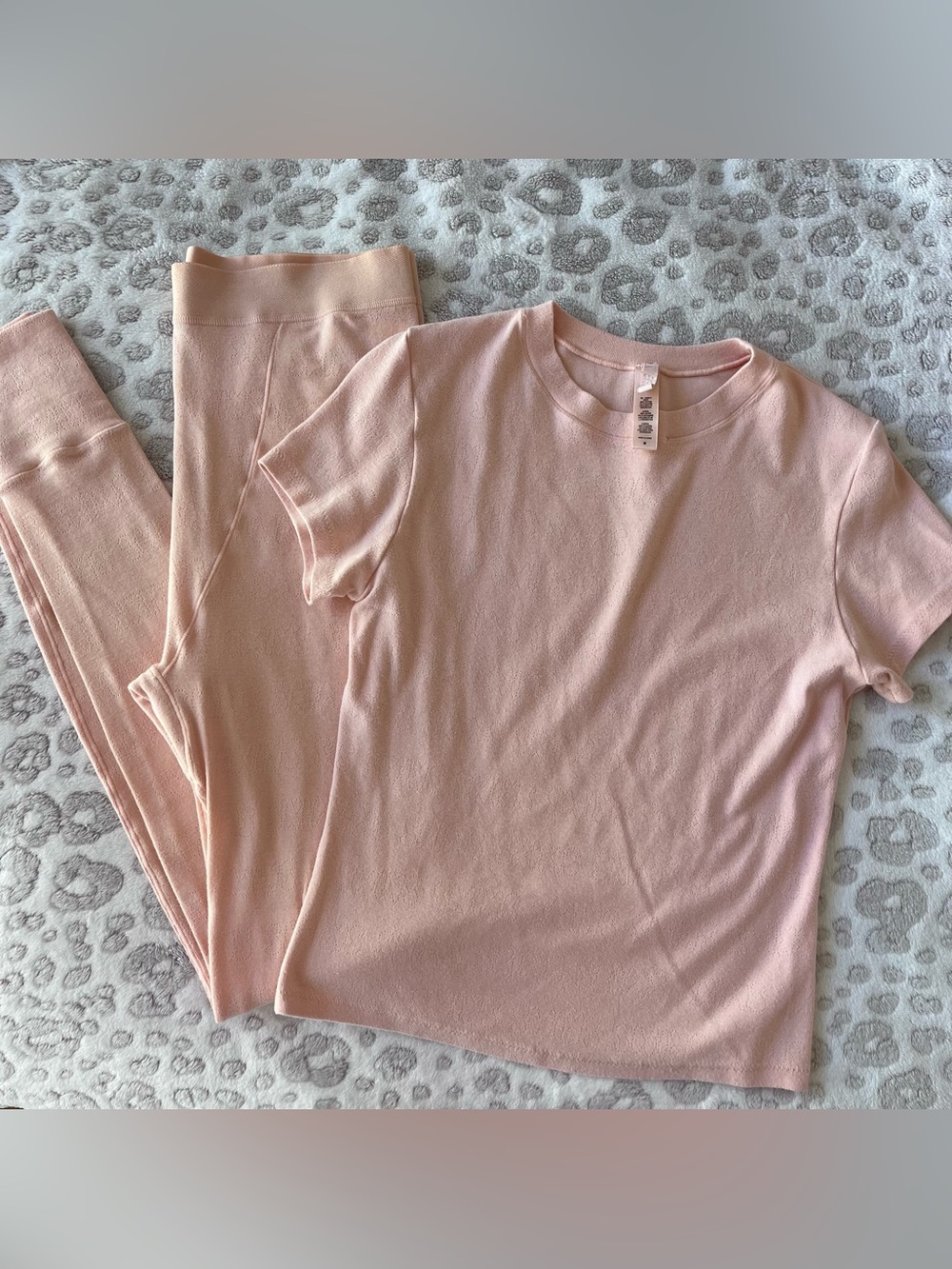 Skims Light Pink Cozy Short-Sleeve Top & Leggings Set